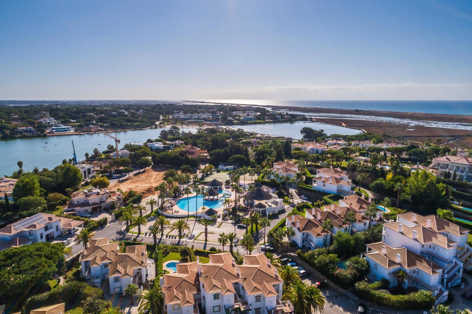 Encosta Do Lago Resort Club Quinta do Lago Exterior photo